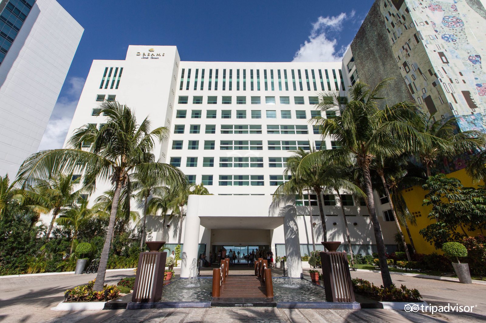 Dreams Sands Cancun Resort & Spa