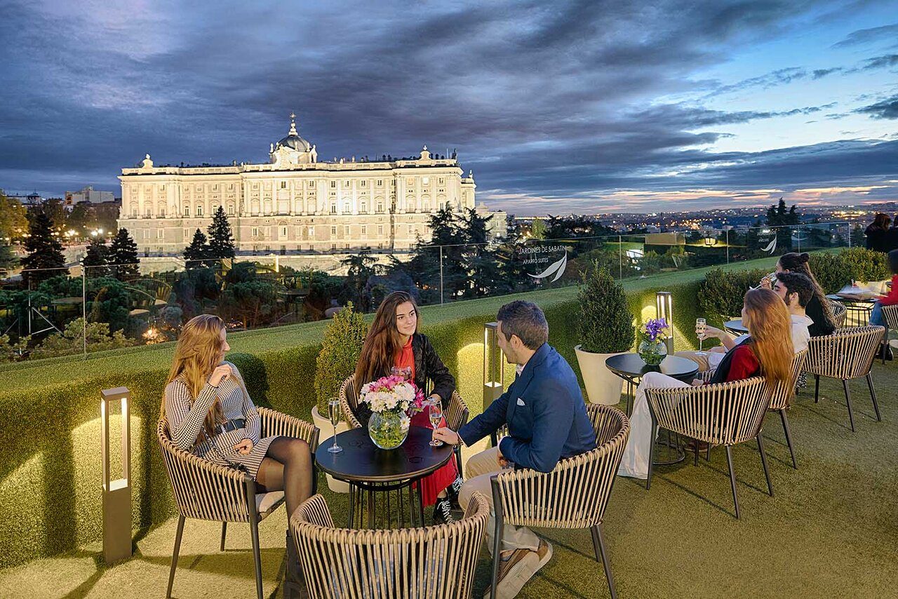 ApartoSuites Jardines de Sabatini