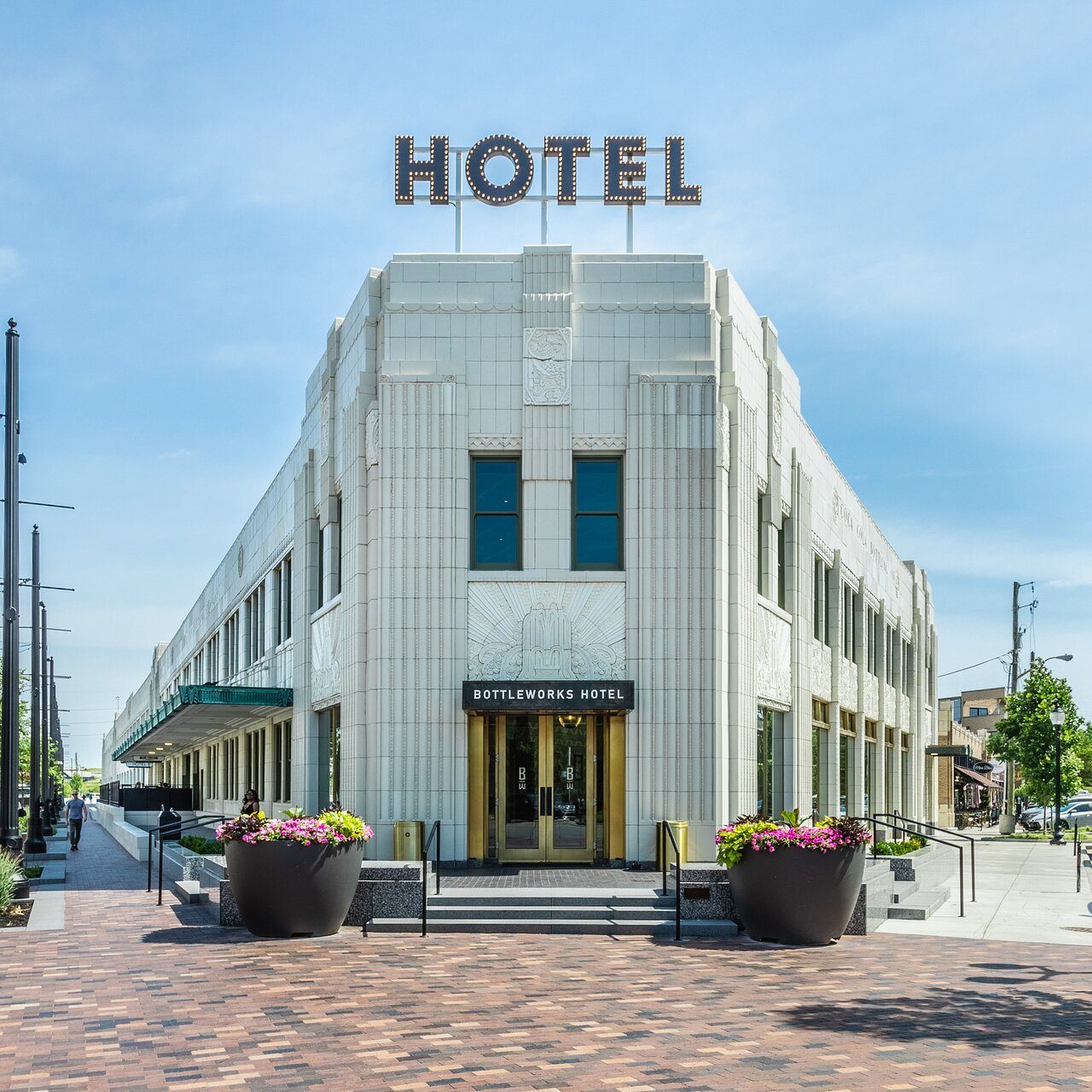Bottleworks Hotel